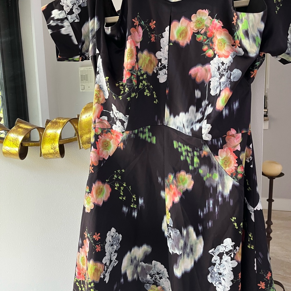 💛WHISTLE MINI DRESS 💛 - Picture 5 of 5